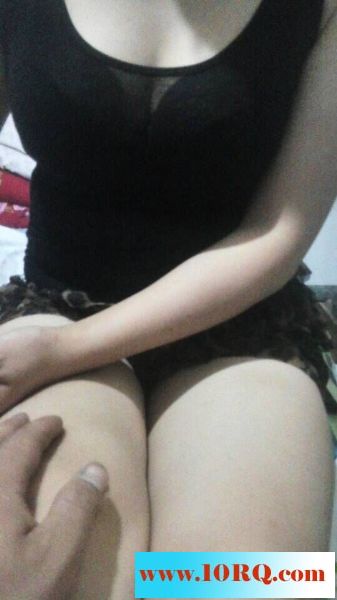 06-25搞了一个骚货，够味12P