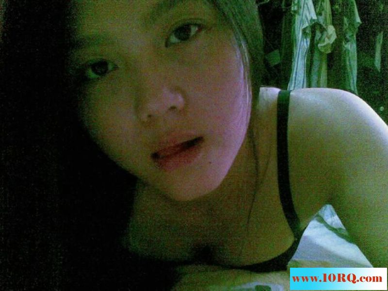 06-25经典重温大学美女校花邮箱被破解大量淫照和