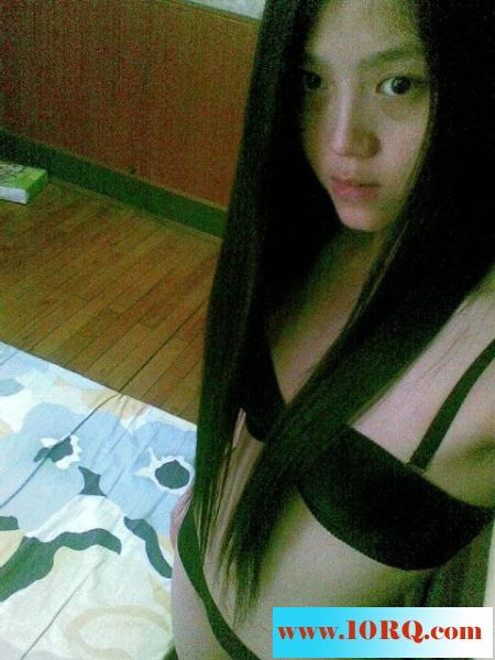 06-25经典重温大学美女校花邮箱被破解大量淫照和
