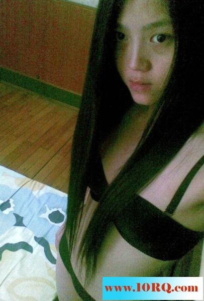 06-25经典重温大学美女校花邮箱被破解大量淫照和