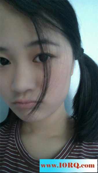 06-25卫校大眼妹12P