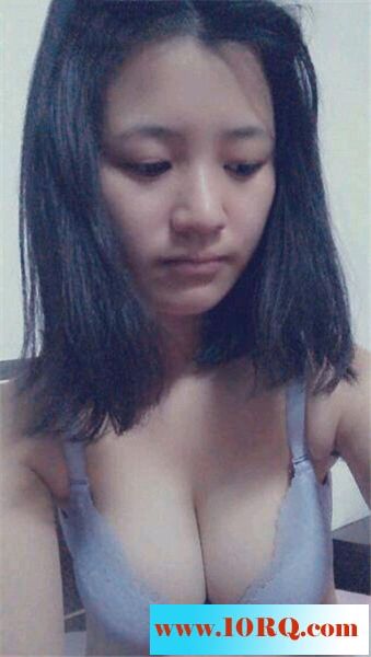 06-25卫校大眼妹12P