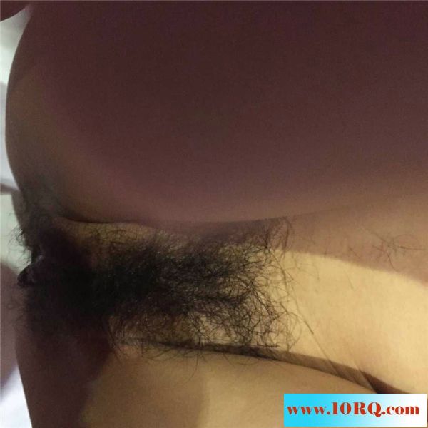 06-25小炮友喜欢我无套后入7P