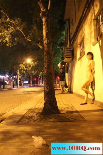 06-28大街上，晚拍，行人看了都惊讶！10P