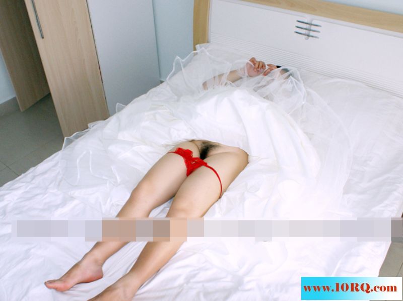 06-29婚纱的性与爱8P