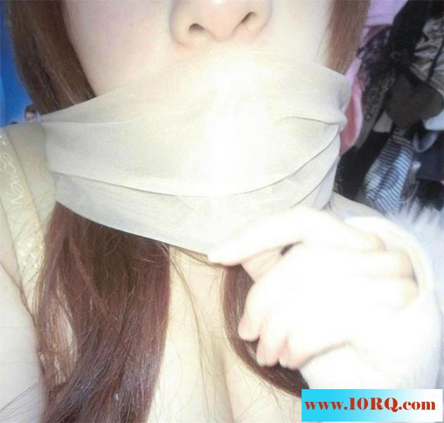 07-23年輕,絲襪,巨乳,小尤物的代名詞15P