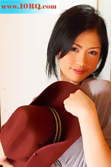 靓女拍完这套写真照我们来一炮可好[15P]