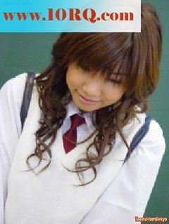 狼多肉少大家排队上这个骚学妹[16P]