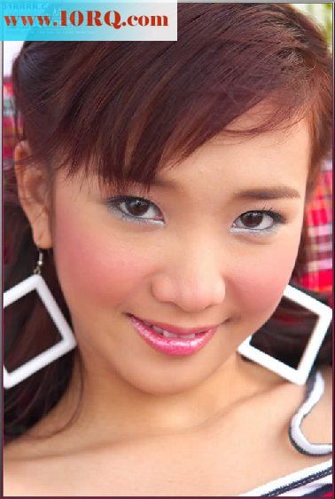 甜美靓妞的小鲍鱼越看越像插几下[15P]