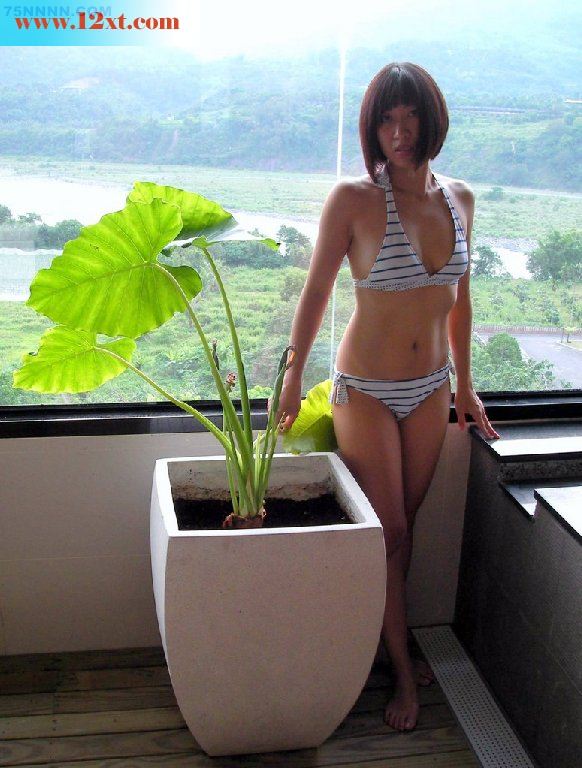 骚妇群交2[15P]