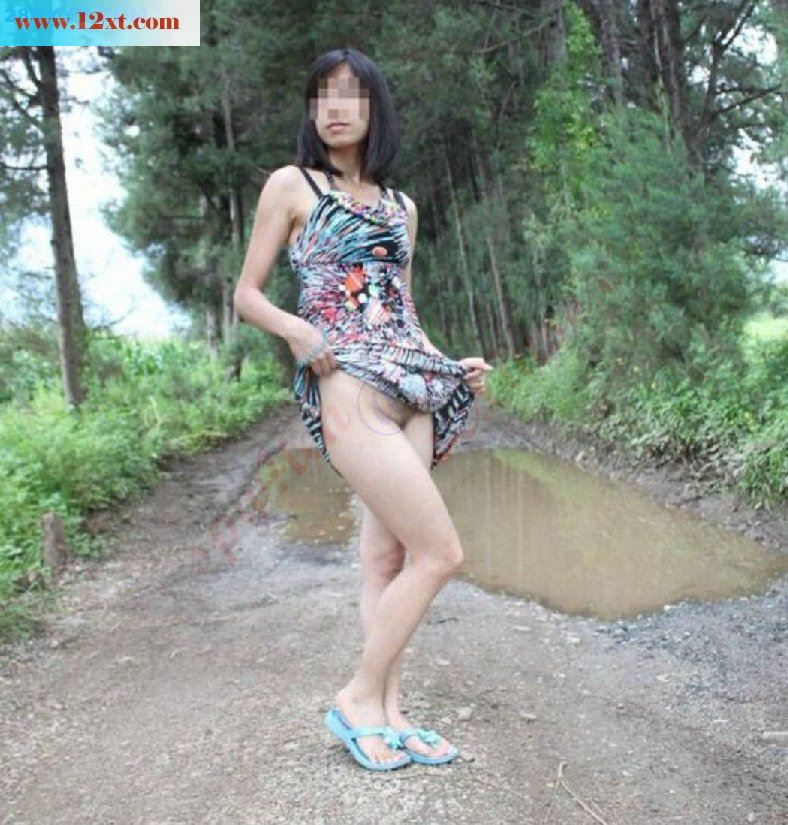 骚老婆不穿内裤就出来了还让我拍个不停2[10P]
