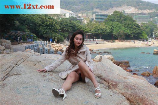 SoGo柜姐三亚海滩露出阴唇外拍4[15p]