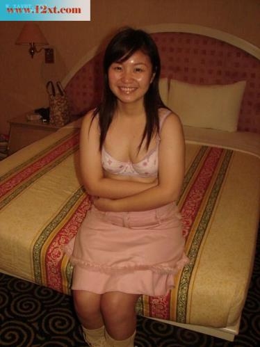 <!-- 标题采集开始 -->初中女教师自拍照意外流出(13P)<!-- 标题采集结束 -->