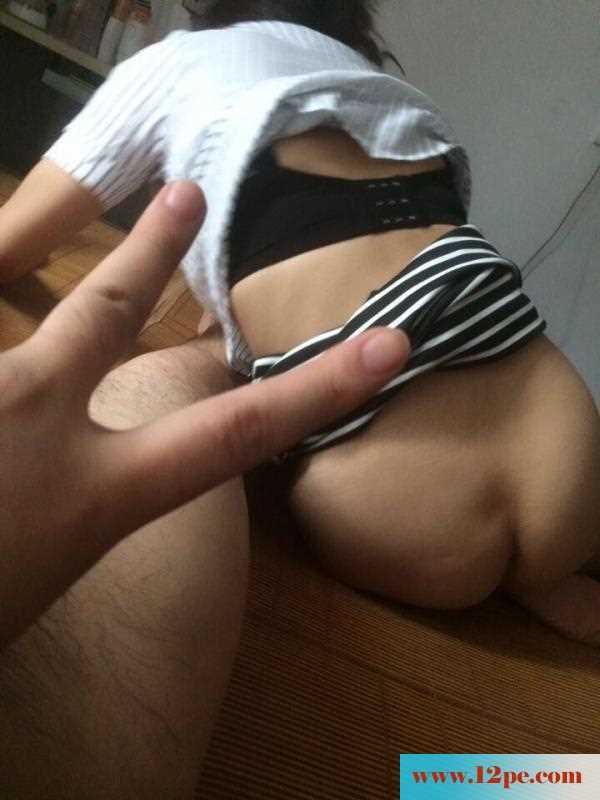 出差外地，和女客户离别一炮，伤离别(12P)