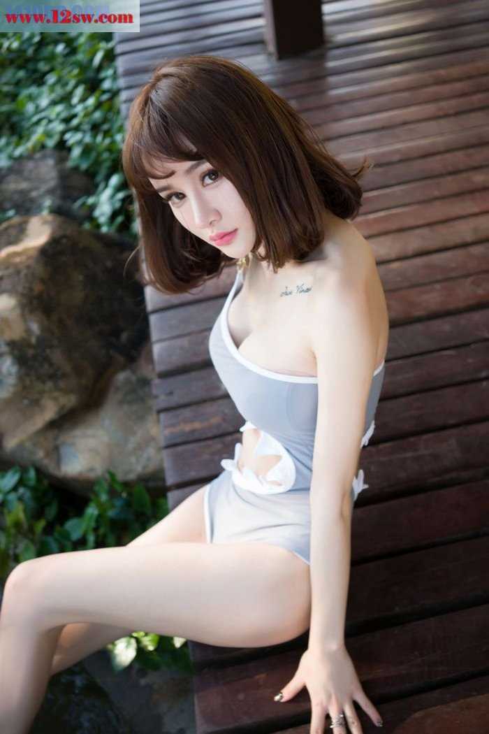 纯情学生妹青树可通小内内吸人眼球(10P)
