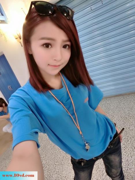 过暑假很放纵的台湾美少女【14P】