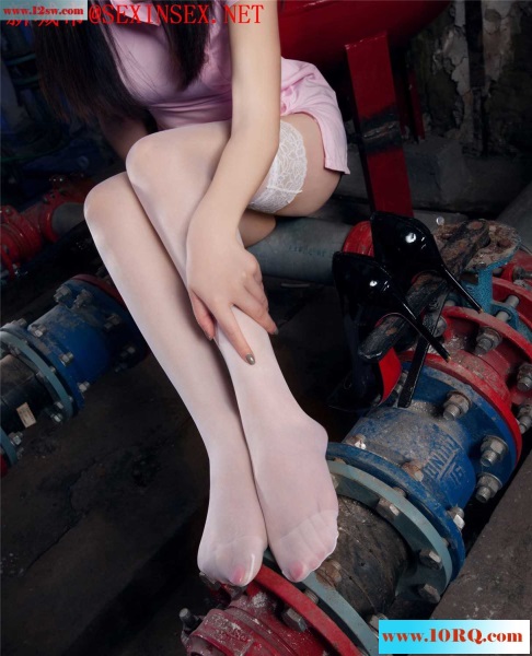 美女腿模娟娟(38P)