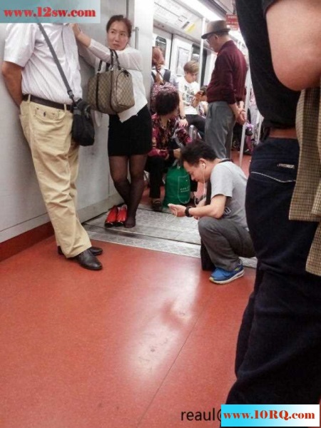收集的一些街拍丝袜图片(25P)