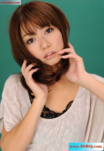性感黑丝短发小美女(15p)