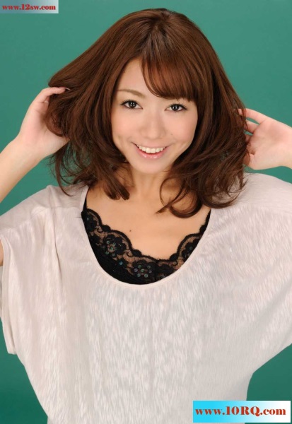 性感黑丝短发小美女(15p)