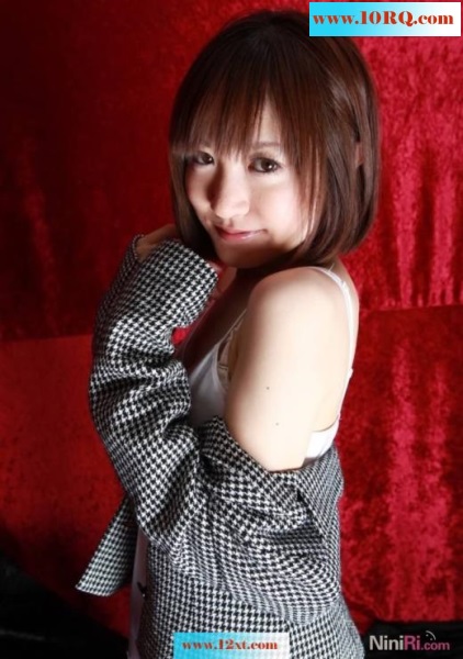 漂亮小白领美腿写真(15p)