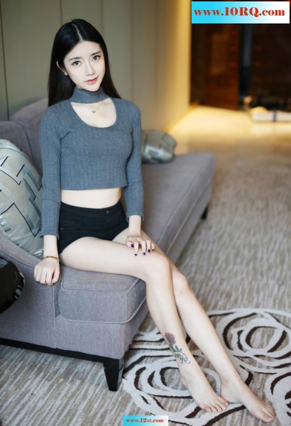 气质小妹的美白嫩腿(16p)
