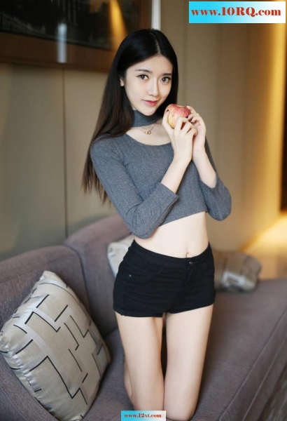 气质小妹的美白嫩腿(16p)