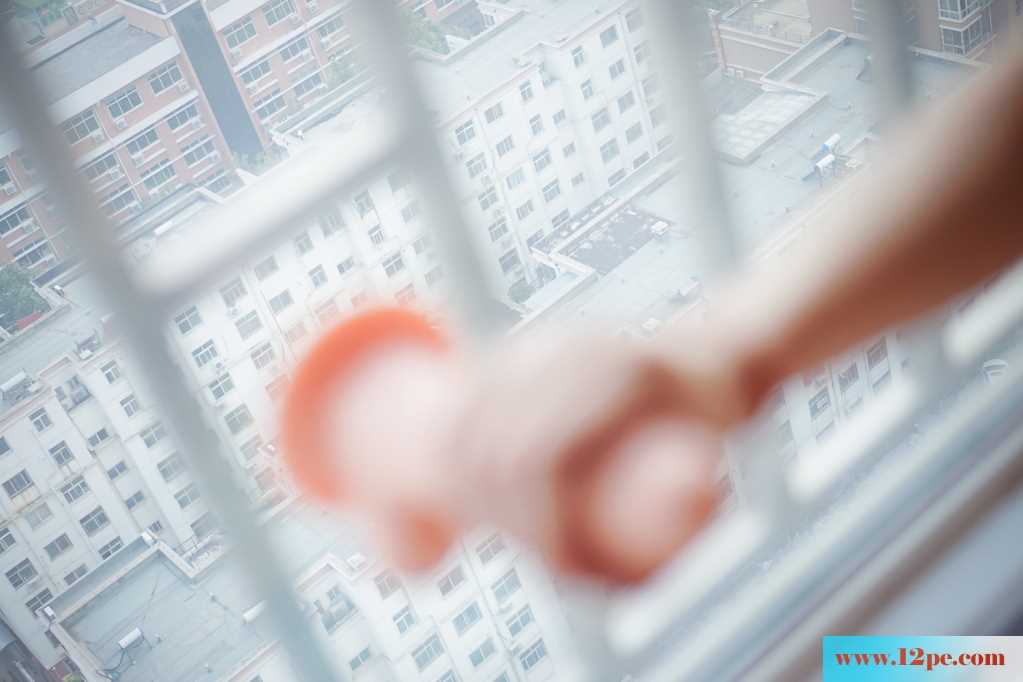 <!-- 标题采集开始 -->完美身材~~窗前玩假丁丁好羞耻(15P)<!-- 标题采集结束 -->