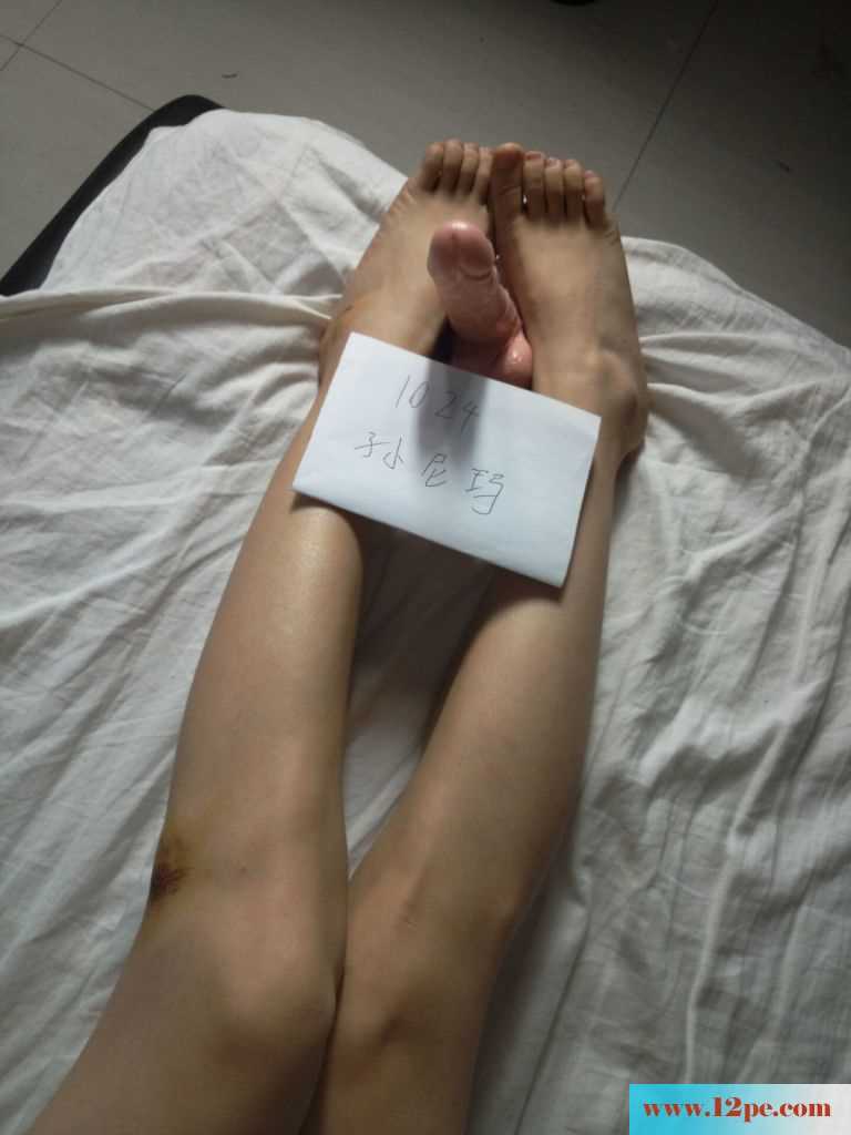<!-- 标题采集开始 -->完美身材~~窗前玩假丁丁好羞耻(15P)<!-- 标题采集结束 -->
