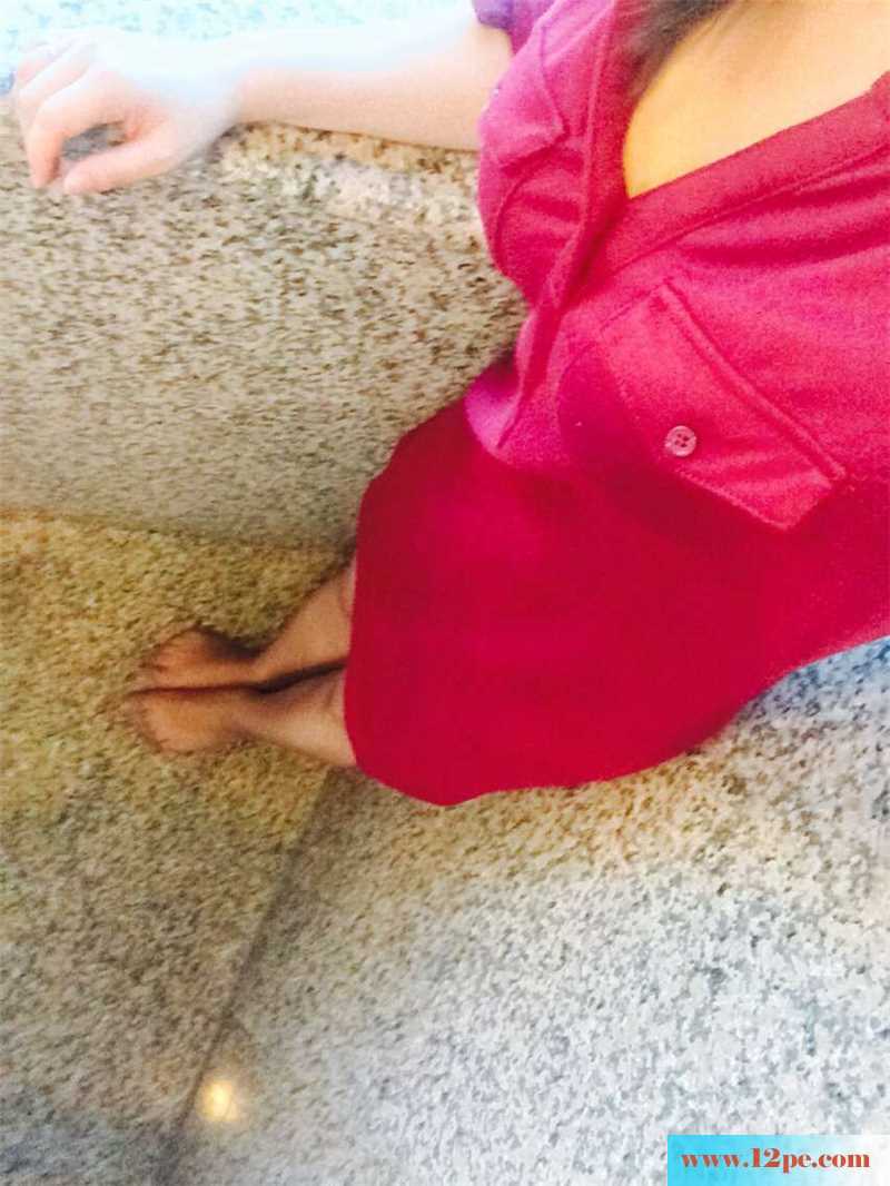 <!-- 标题采集开始 -->媳妇不好好上班，没事就跑厕所自拍勾引我。小<!-- 标题采集结束 -->