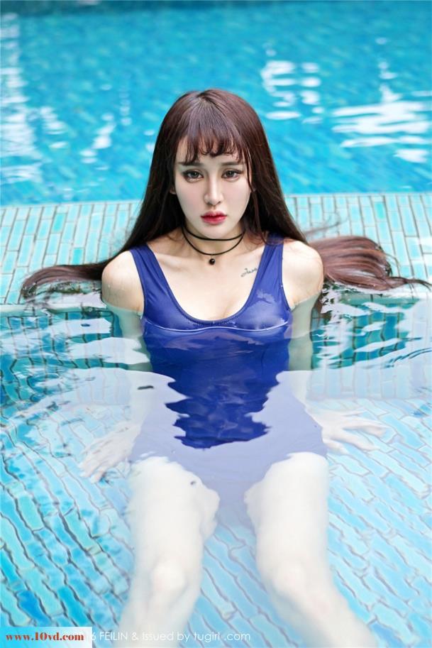 <!-- 标题采集开始 -->泳池中玩水的性感青春美女【11P】<!-- 标题采集结束 -->