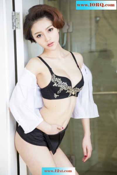 <!-- 标题采集开始 -->性感空姐文静真正的小身材大诱惑【50P】<!-- 标题采集结束 -->