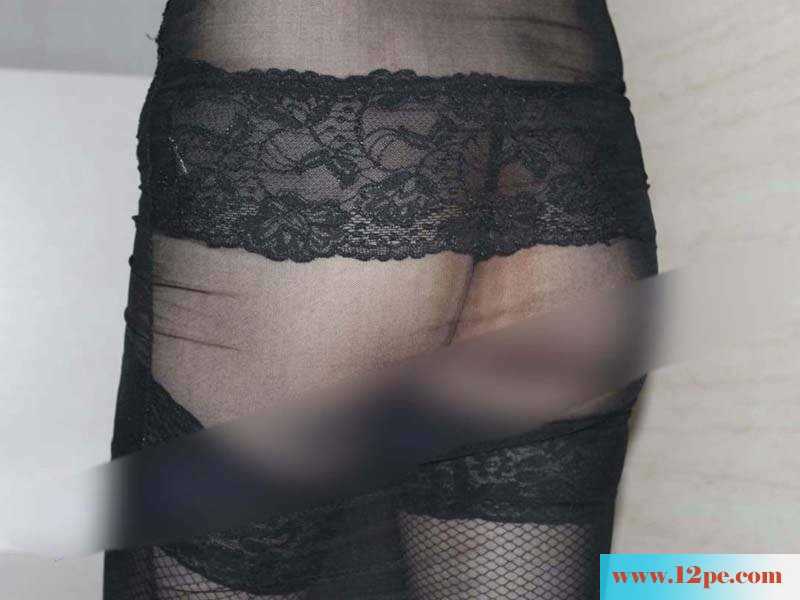 <!-- 标题采集开始 -->薄纱礼服下女性最私密的器官一览无余(16P)<!-- 标题采集结束 -->