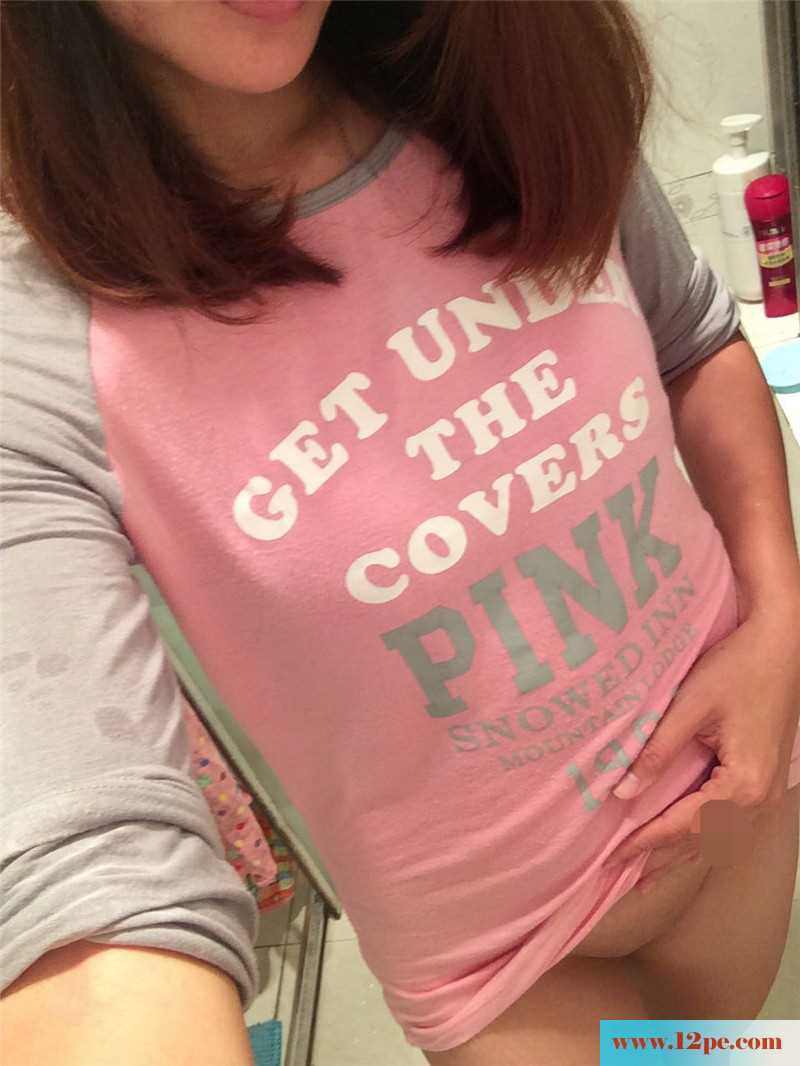 <!-- 标题采集开始 -->PINK人妻自拍秀(12P)<!-- 标题采集结束 -->