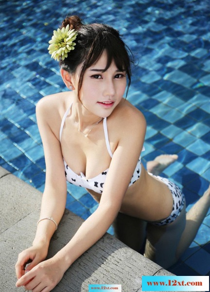 <!-- 标题采集开始 -->人如其名玲珑美眉(50P)<!-- 标题采集结束 -->