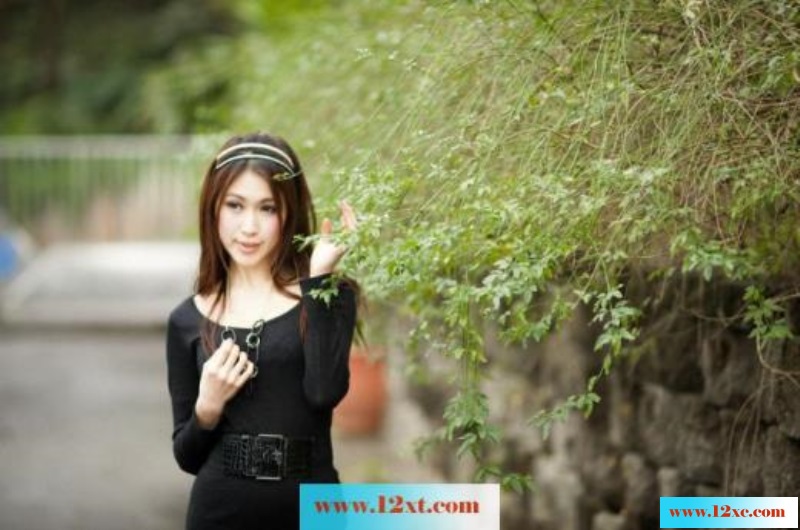 <!-- 标题采集开始 -->很自然的美女-一双腿很性感！-(24P)<!-- 标题采集结束 -->