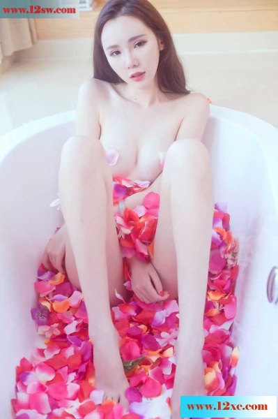 <!-- 标题采集开始 -->酥胸美人萌琪琪半裸艺术照行为大胆(50P)<!-- 标题采集结束 -->
