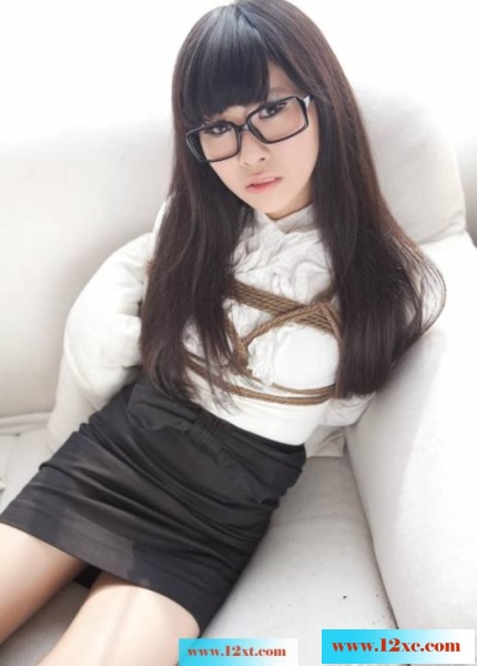 <!-- 标题采集开始 -->被绑架的小嫩模快去救救她吧(16p)<!-- 标题采集结束 -->
