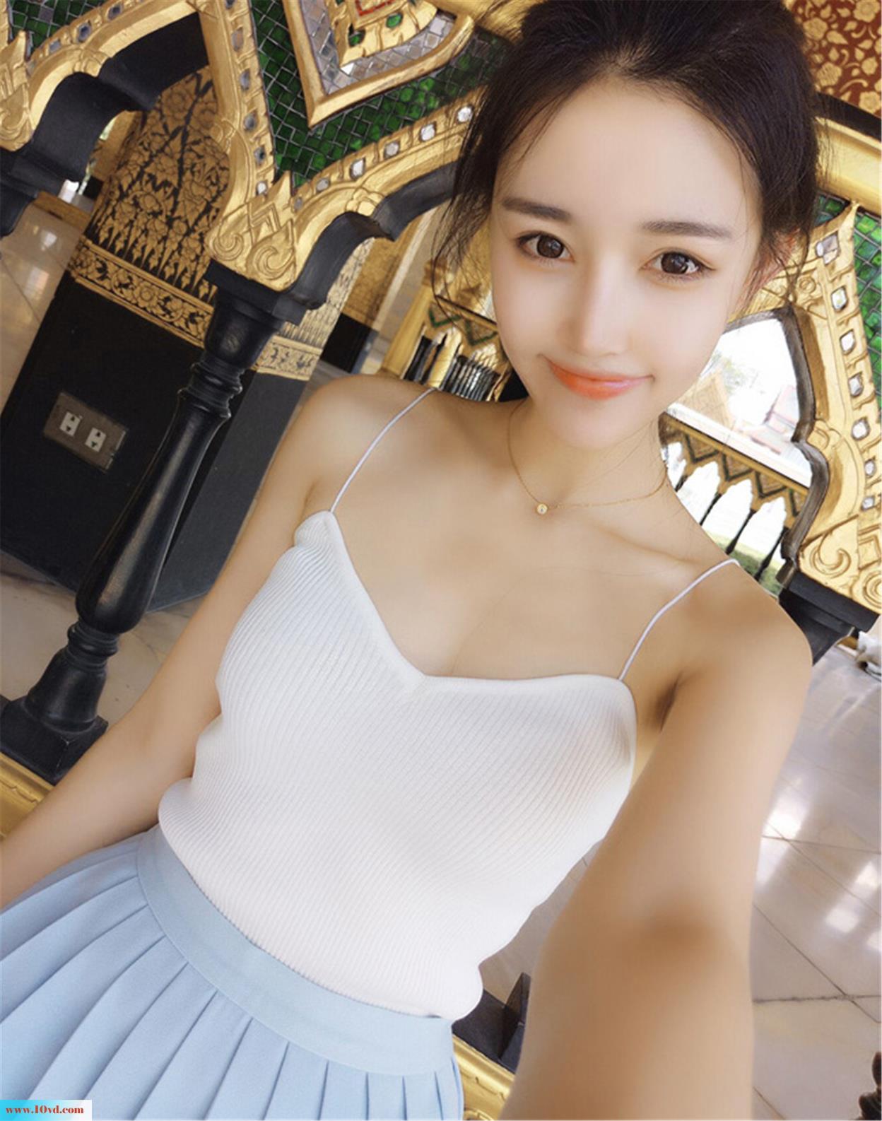 <!-- 标题采集开始 -->吊带漂亮校花美女酥媚性感【12P】<!-- 标题采集结束 -->