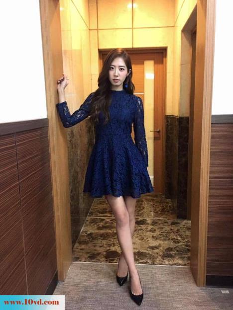 <!-- 标题采集开始 -->涵韵台湾清纯靓丽女人【14P】<!-- 标题采集结束 -->