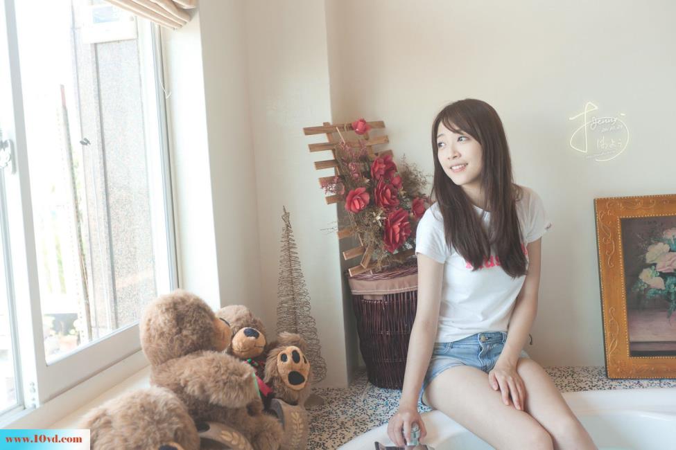 <!-- 标题采集开始 -->台湾校花清纯养眼【13P】<!-- 标题采集结束 -->