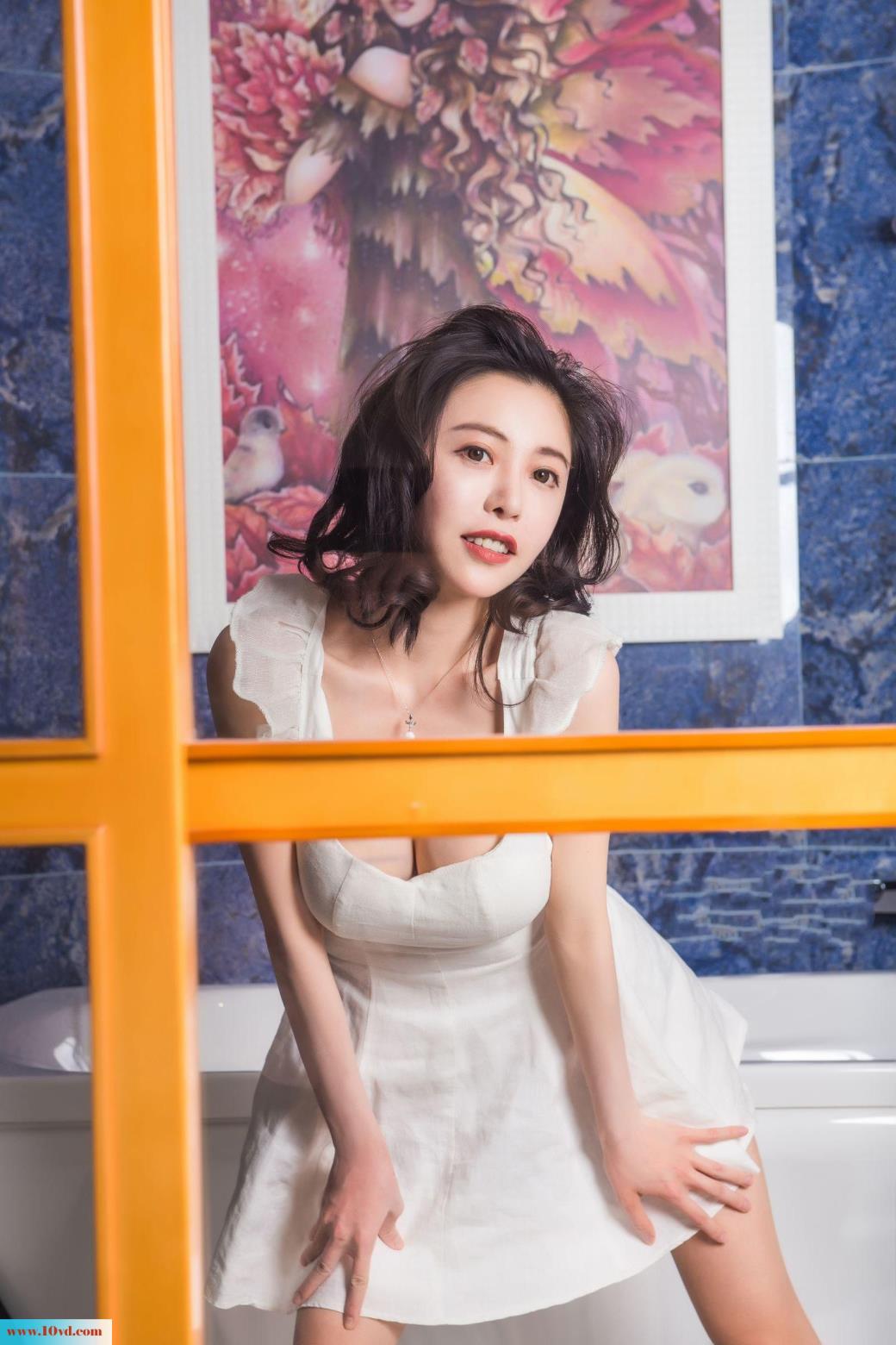 <!-- 标题采集开始 -->外露极品大胸性感女人【15P】<!-- 标题采集结束 -->