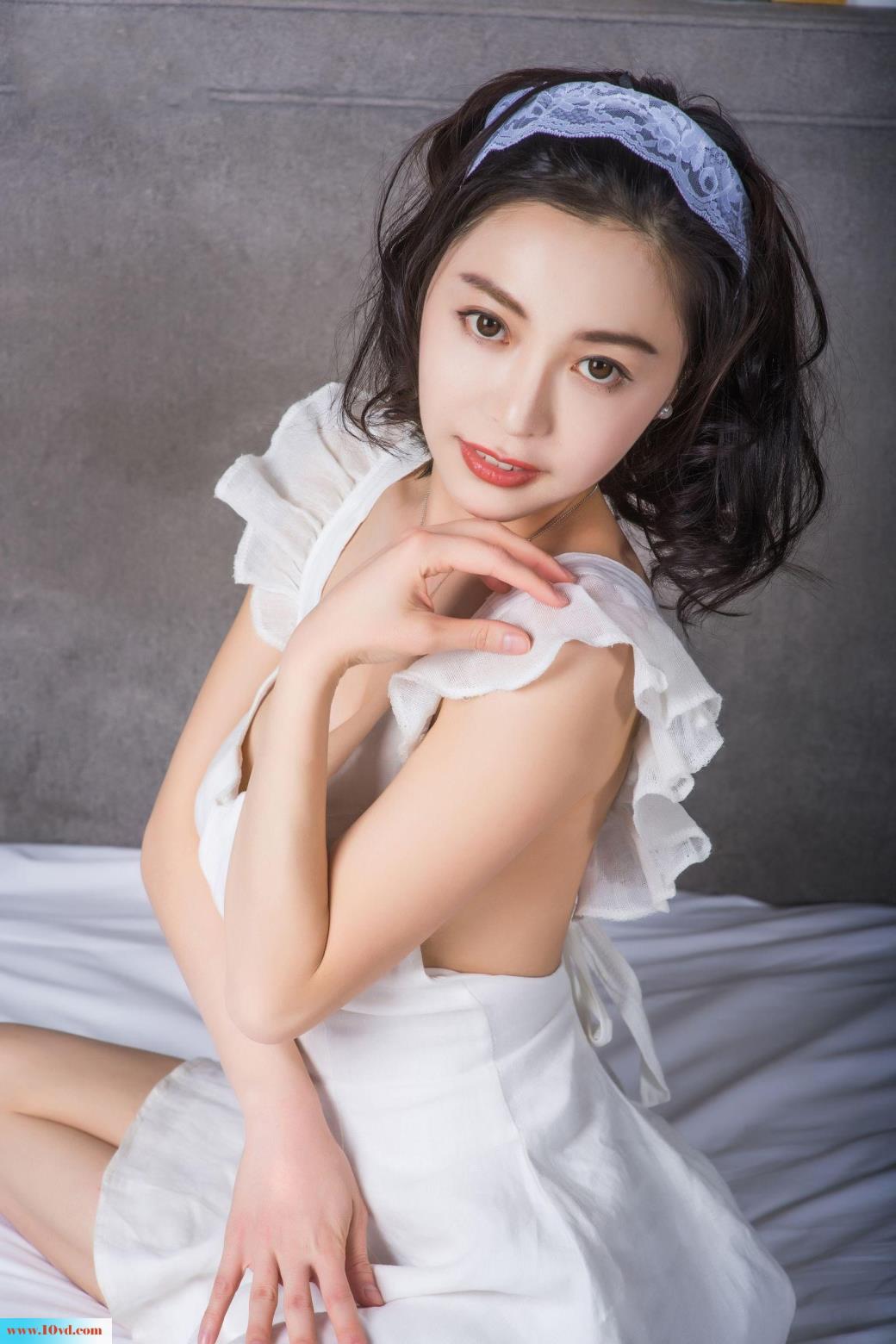 <!-- 标题采集开始 -->外露极品大胸性感女人【15P】<!-- 标题采集结束 -->