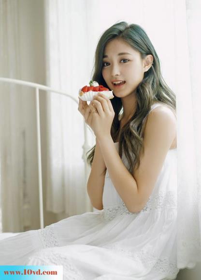<!-- 标题采集开始 -->愉人清纯长腿美女居家迷人【10P】<!-- 标题采集结束 -->