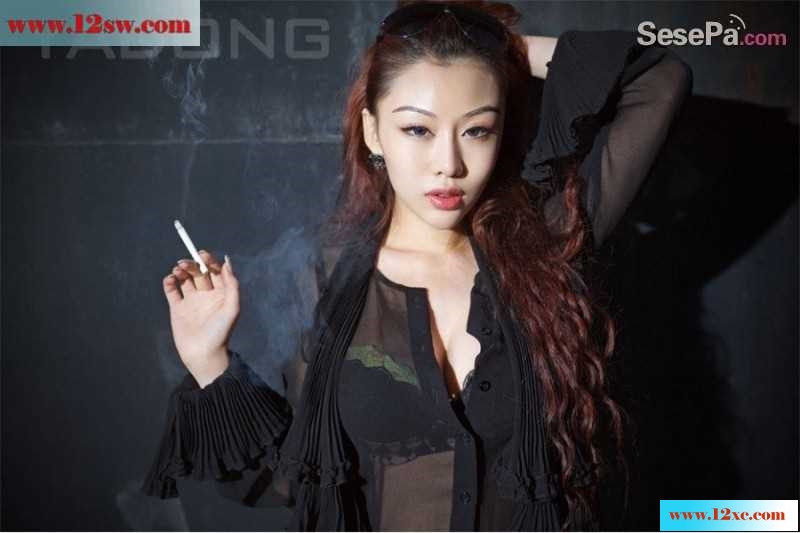 <!-- 标题采集开始 -->狂野的黑丝袜美女才有味道有韵味(13p)<!-- 标题采集结束 -->