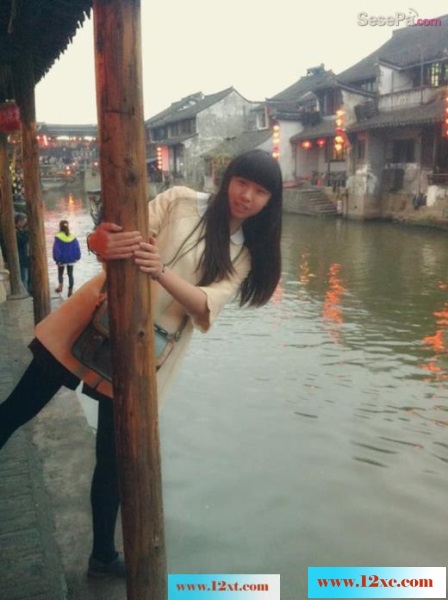 <!-- 标题采集开始 -->喜欢穿厚丝袜的小欲女街景生活照(13p)<!-- 标题采集结束 -->