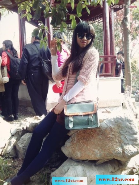 <!-- 标题采集开始 -->喜欢穿厚丝袜的小欲女街景生活照(13p)<!-- 标题采集结束 -->