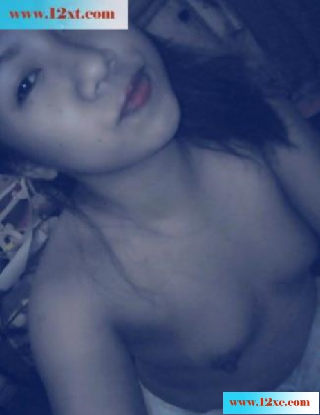 <!-- 标题采集开始 -->开放妹手机里面发现自拍私密照-(12P)<!-- 标题采集结束 -->