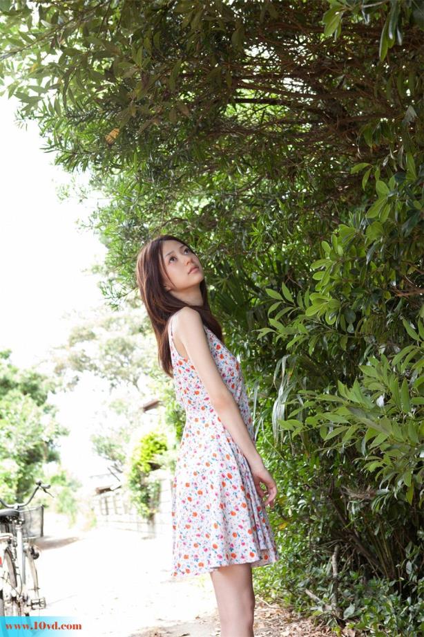 <!-- 标题采集开始 -->清爽吊带裙日本清纯美女(18P)<!-- 标题采集结束 -->