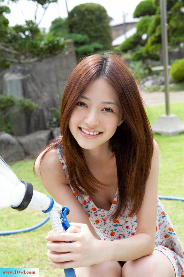 <!-- 标题采集开始 -->清爽吊带裙日本清纯美女(18P)<!-- 标题采集结束 -->